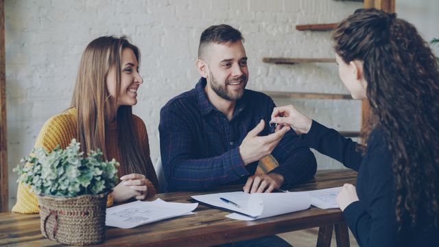 Van eerste gesprek tot hypotheekkeuze: begeleiding van De Hypotheker van Emmen tot aan Waddinxveen